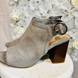 Grey Suede Peep Toe Slingback Block Heel Sandals Buckle Detail